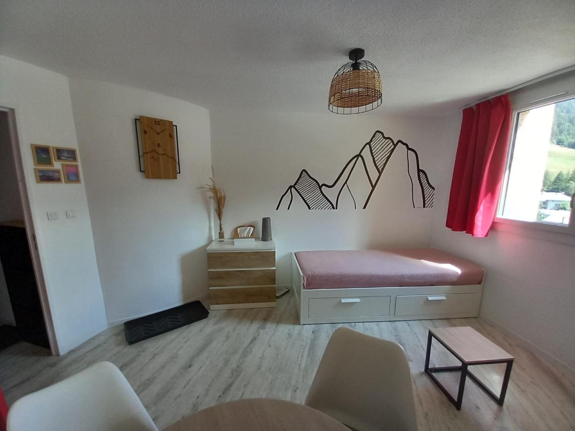 Le Studio Du Queyras Avec Vue Sur La Montagne Abries Room photo